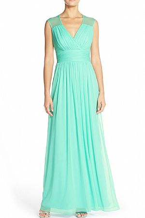 Blue Chiffon Bridesmaid Gowns with V-Neck Cap Sleeves