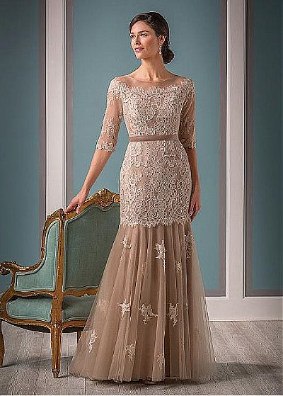 Elegant Champagne Sheath Mother of the Bride Dresses