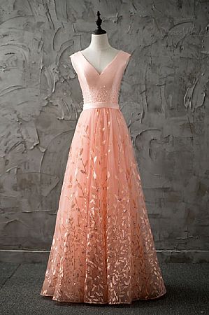 Sexy Peach Lace Prom Dress with Beaded Appliques
