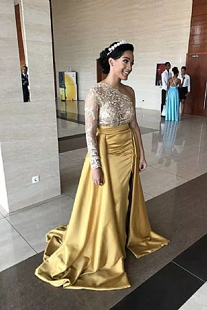 2018 Gold One Shoulder Prom Gowns Side Split