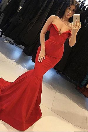 Sweetheart Red Mermaid Prom Dresses with Sweep Train