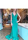 Simple Green Deep V-Neck Backless Evening Dresses