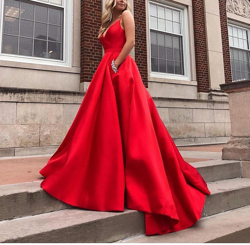 V-Neck Ball Gown Prom Dresses ...