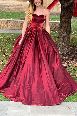 New Sweetheart Burgundy Pleated Ball Gown Prom Dresses