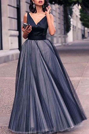 Navy Blue V-Neck Tulle Ball Gown Evening Dresses