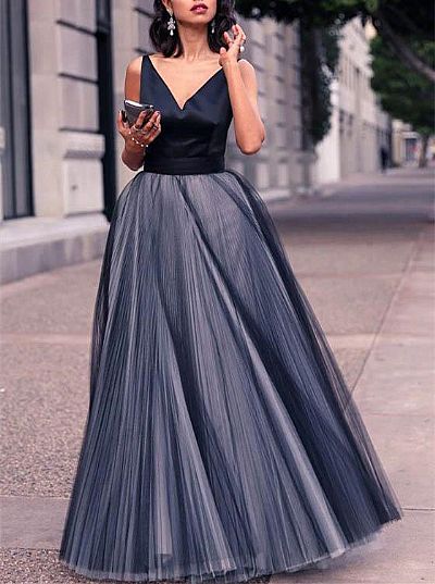 Navy Blue V-Neck Tulle Ball Gown Evening Dresses