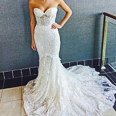 Custom Made Sweetheart Lace Appliqued Wedding Dress