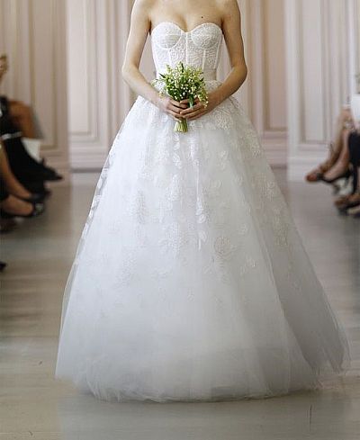 Designer Sweetheart Tulle Wedding Dresses with Floral Appliques
