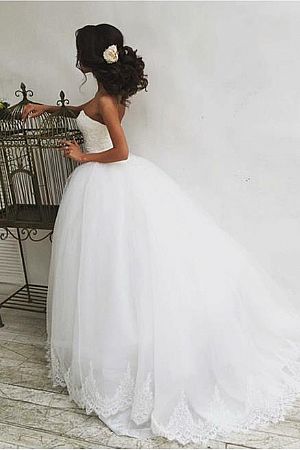 Designer Princess Sweetheart Ball Gown Wedding Dress