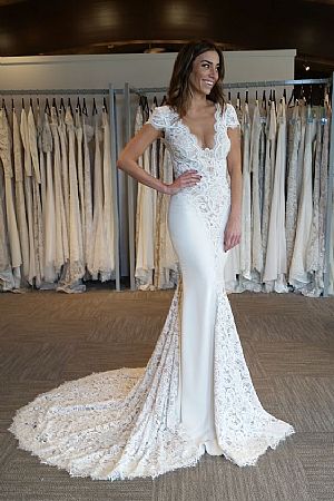 Sexy Backless Mermaid Wedding Dresses with Sweep Train