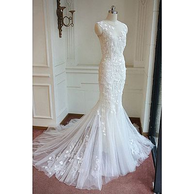 Classic Tulle Mermaid Wedding Dresses with Chapel Train