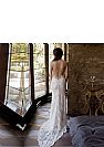 Sexy Backless Lace Appliqued Beach Wedding Dresses