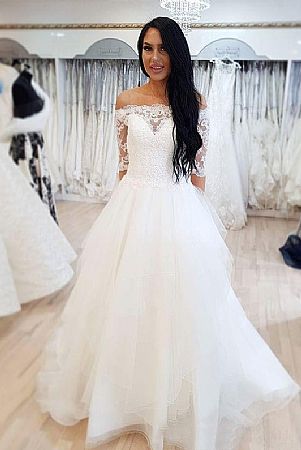 Romantic Bateau Wedding Dresses with Half Sleeves