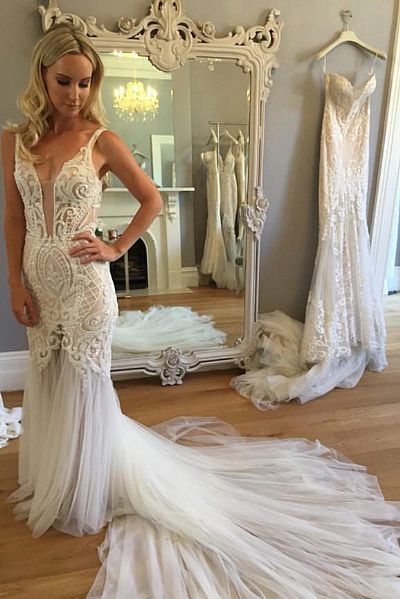 Plunging Neckline Embroidery Tulle Beach Wedding Dresses