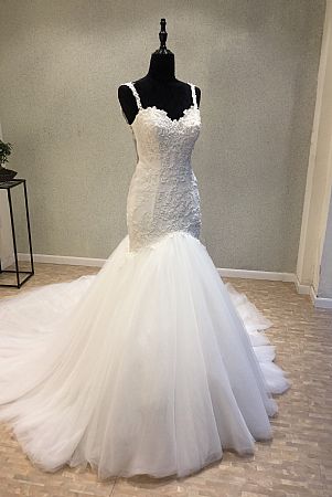 Gorgeous Wedding Dress with Spaghetti Straps & Beadings