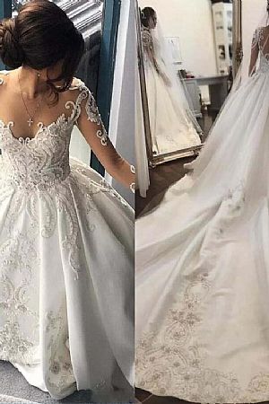 Luxurious Embroidery Appliqued Wedding Dress Sheer Back with Buttons