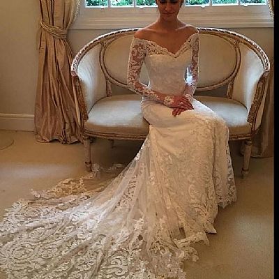 Graceful Lace Wedding Dress Off the Shoulder & Long Sleeves