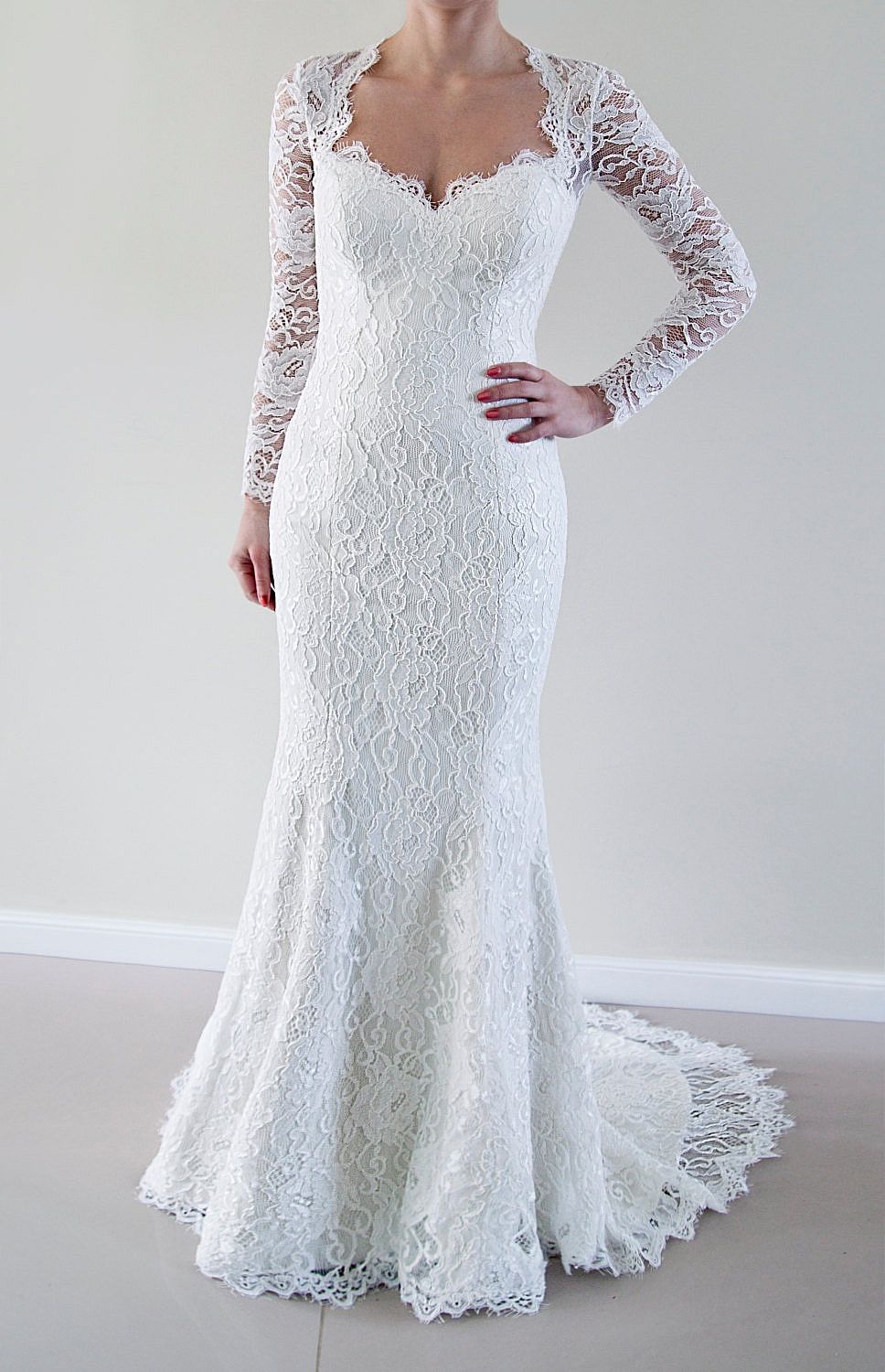 Simple and Elegant Lace Wedding Dress ...