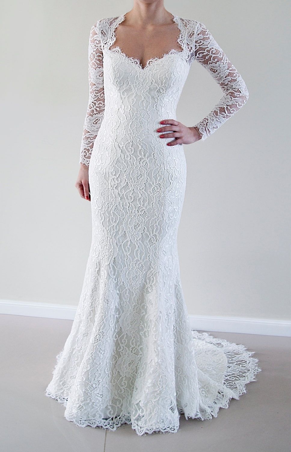 long lace wedding dress