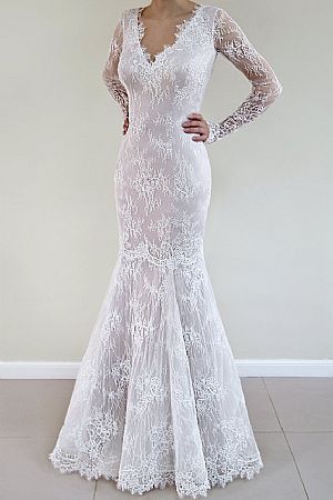 Delicate Lace Appliqued Wedding Dress with Belt & Buttons