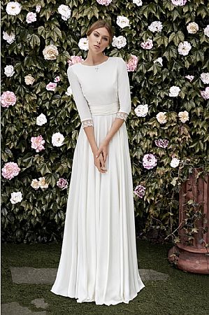 Elegant & Classy Wedding Dresses with Half Sleeves