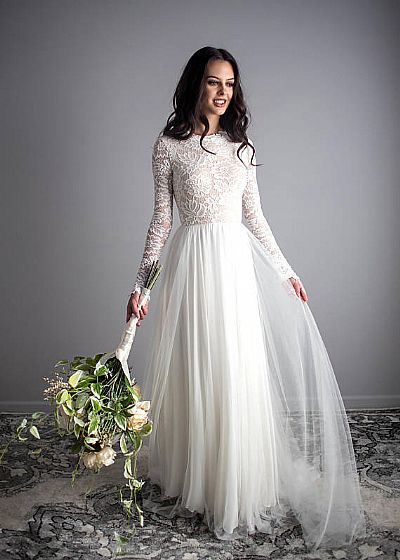 Puffy Tulle Skirt Wedding Dresses with Lace Top