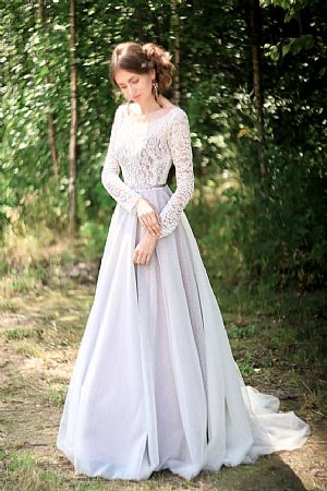 Bateau Neckline A-line Lace Wedding Dress Bridal Gowns