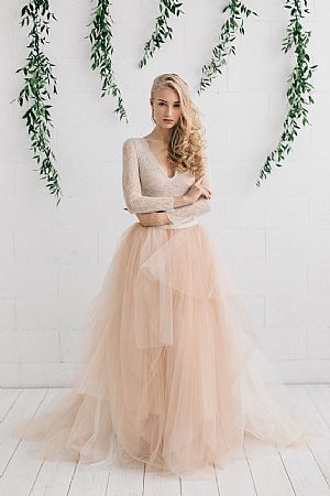 Puffy Champagne Tulle Wedding Dress with Ruffles