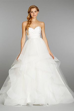 Pretty Sweetheart Organza Wedding Dress with Tiered Skirt