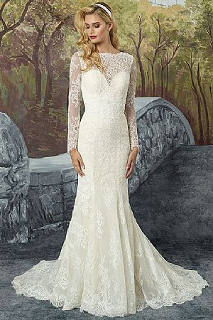 Exquisite Lace Appliqued Wedding Dress with Long Sleeves