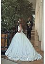 Gorgeous Lace Appliqued Ball Gown Wedding Dresses